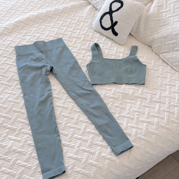 New workout set - Picture 4 of 5